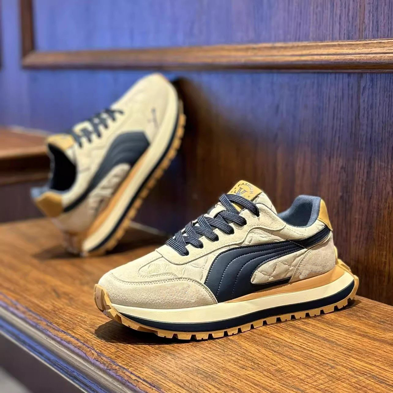 Men's Sneakers Four Seasons Ne - огляд і ціна Outdoor Sport With Sticks